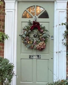 Luxury Christmas Wreath Workshop Tuesday 25th November 6:30pm to 9:00pm
